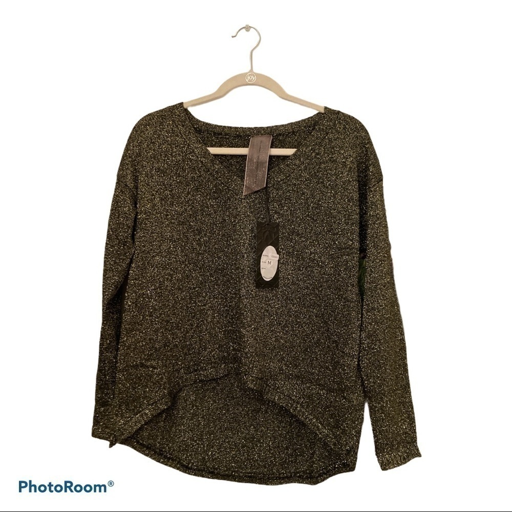 Moon collection top